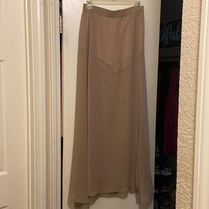 SHEIN skirt Gold in color with two slits. Women’s size Medium